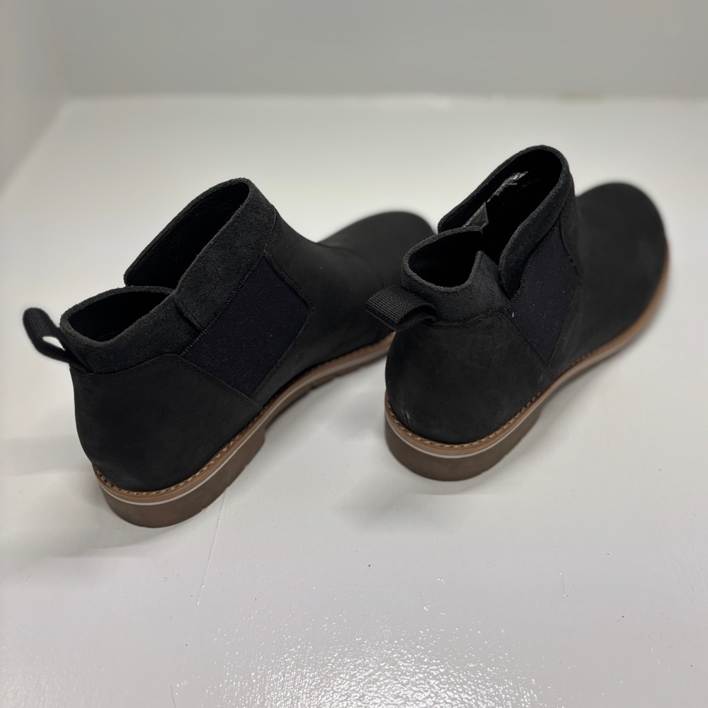 Chaco Women’s Black Leather Chelsea Boots Size 7 Waterproof Lug Sole Like New - Picture 6 of 12